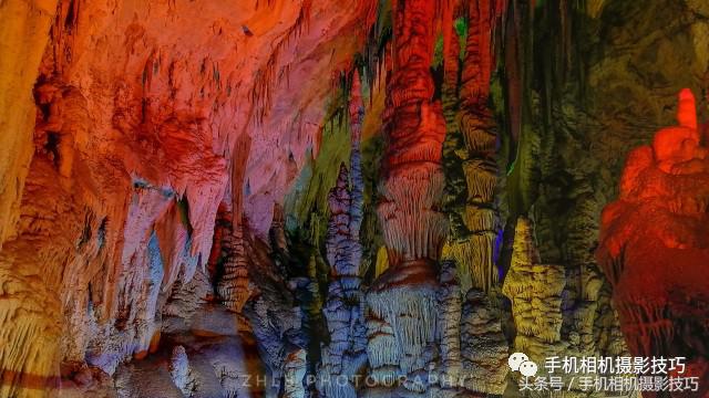 拍夜景，有两大门槛相机都跨越不过去，手机却能