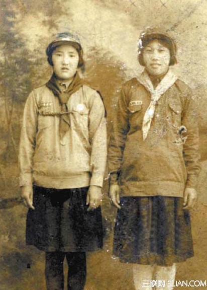 中国校服被外国羡慕,各个年代的中国校服