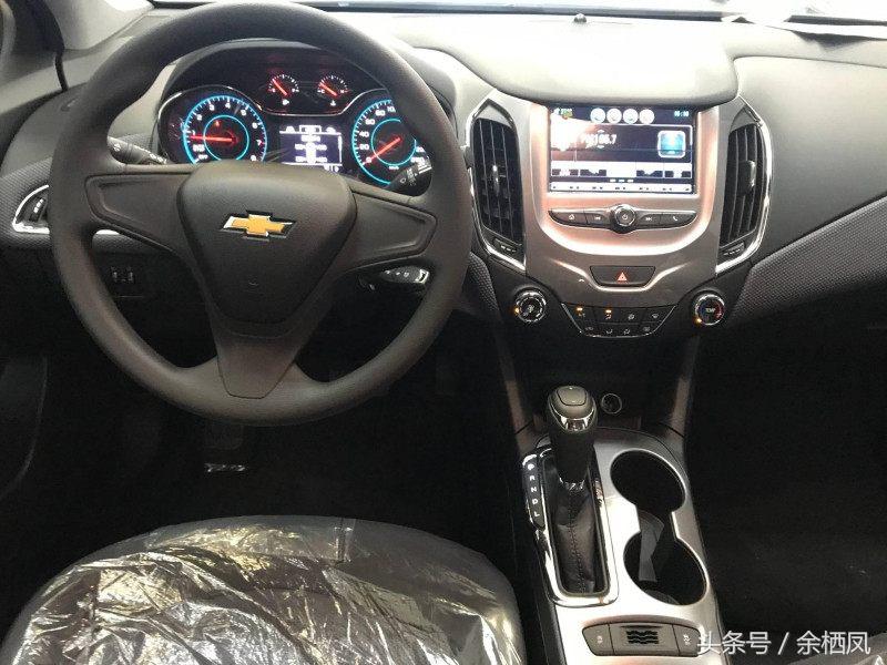 老款经典科鲁兹到底能不能买,2018新款科鲁兹与老款差异