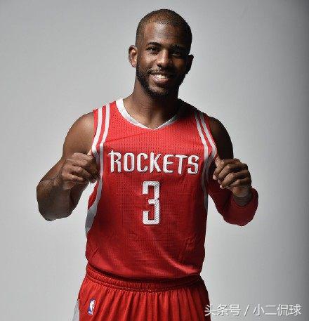 保罗下赛季还能在勇士吗,保罗迎来唯一退役球衣的机会