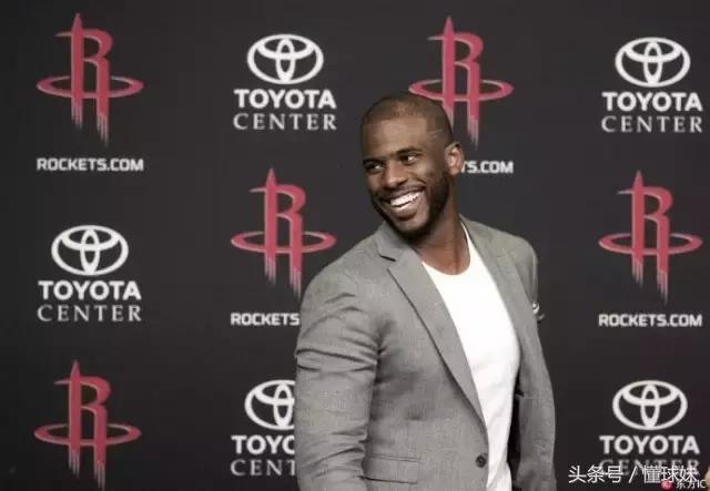 保罗正式亮相火箭！但相对于CP，火箭3号我们更容易想起他