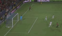 拉什福德18分钟双响，曼联首秀大胜银河！但穆帅要开吹风机了