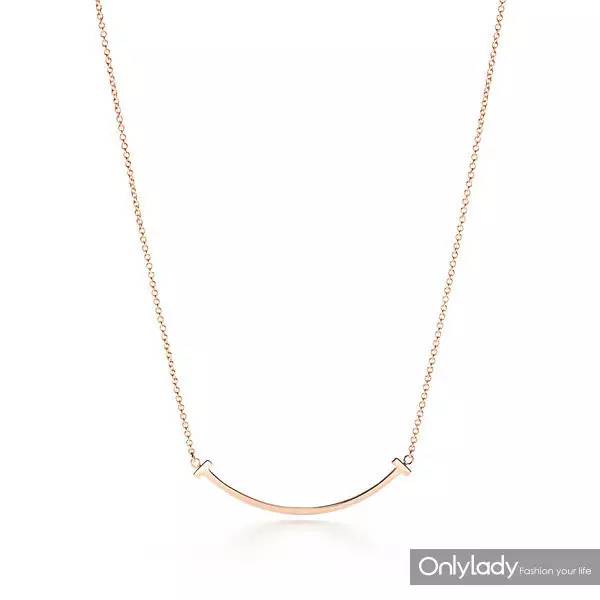 谁的前半生不曾爱错人穿错衣？子君的逆袭从这些单品开始