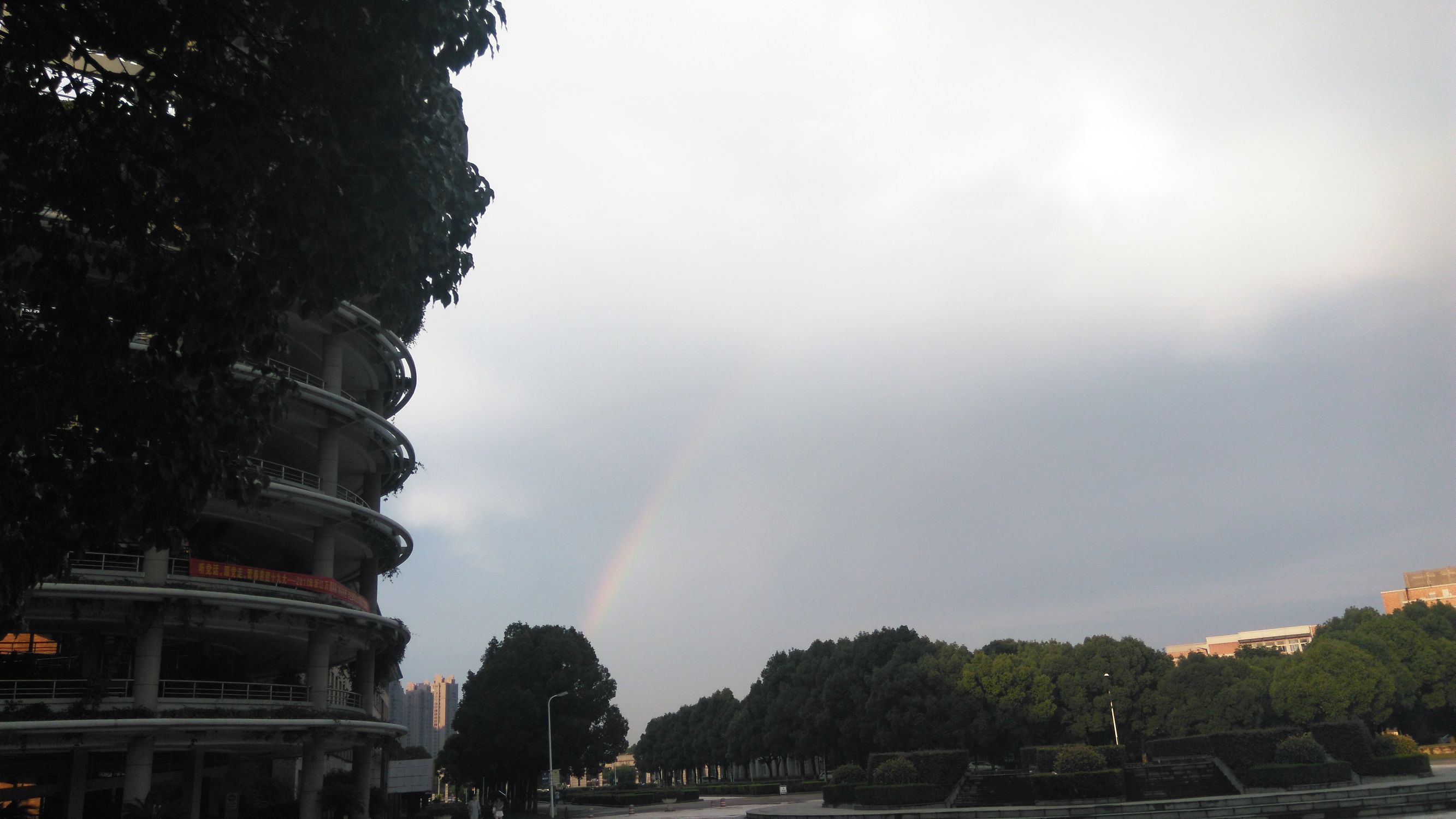 做电路仿真软件,做数电仿真实验用哪个软件比较好