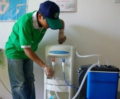 如何清洗饮水机内胆污垢,家用饮水机怎么清洗内胆污垢