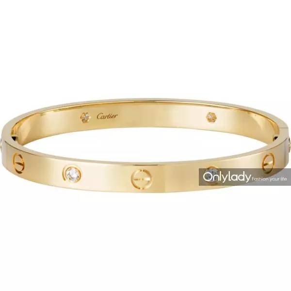 谁的前半生不曾爱错人穿错衣？子君的逆袭从这些单品开始