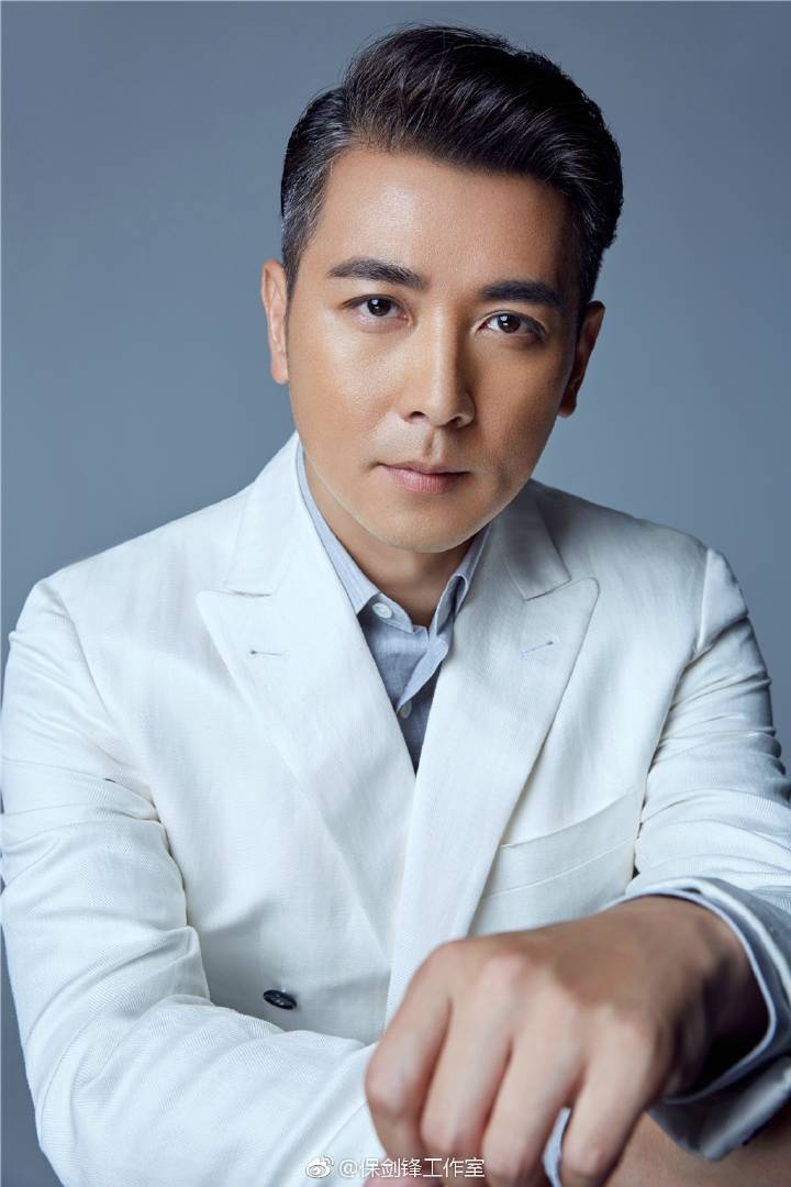 保剑锋跟谁长得像,保剑锋和谁长得像