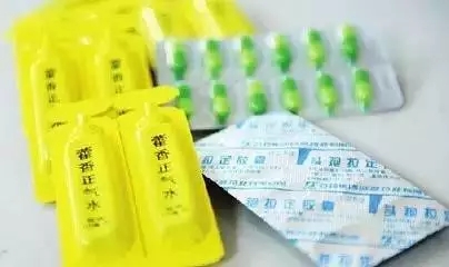 藿香正气水防中暑还是治中暑,防中暑的药藿香正气水怎样服用