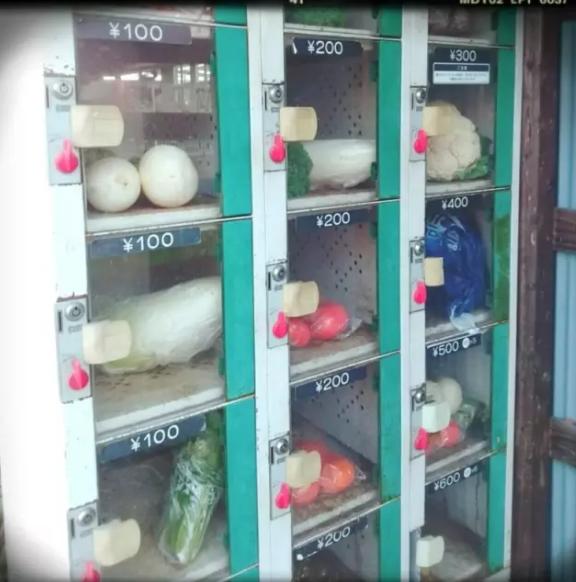 日本自动贩卖机卖寿司,日本饮料自动贩卖机