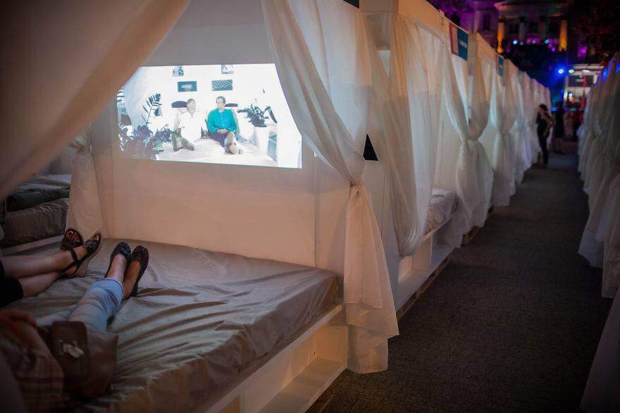 世界上各地方酷炫到极致的电影院,世界上最好看的全景电影院