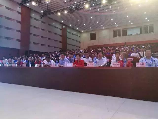 渭南文旅公司助力2017年中德青少年足球夏令营勒沃库森渭南站