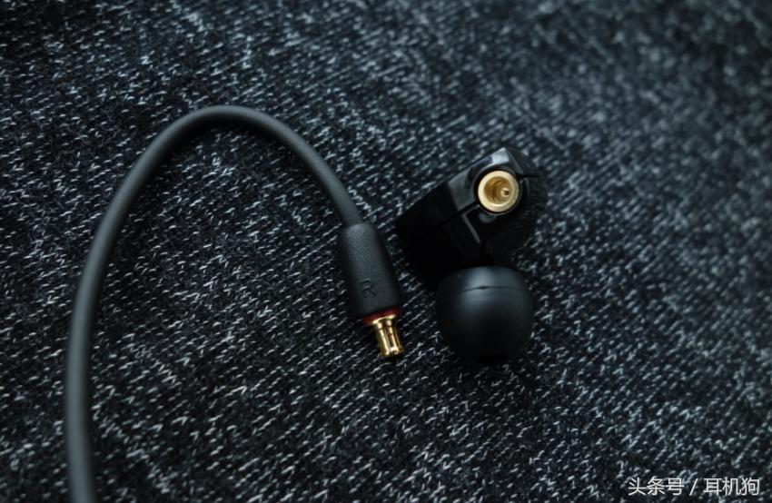 铁三角ls50is与ls70is差别大不大,铁三角ls50is对比ie40pro深度评测