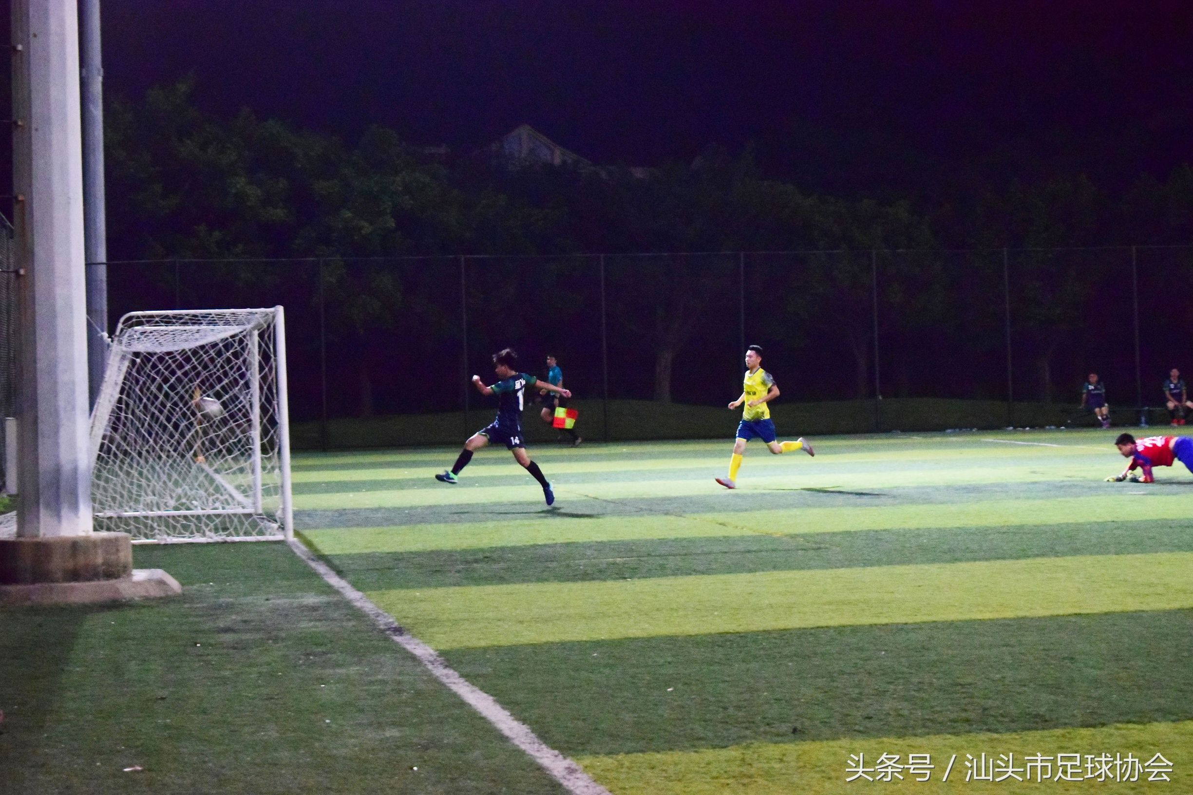 汕头足球冠军,汕头足球联赛汕超冠军