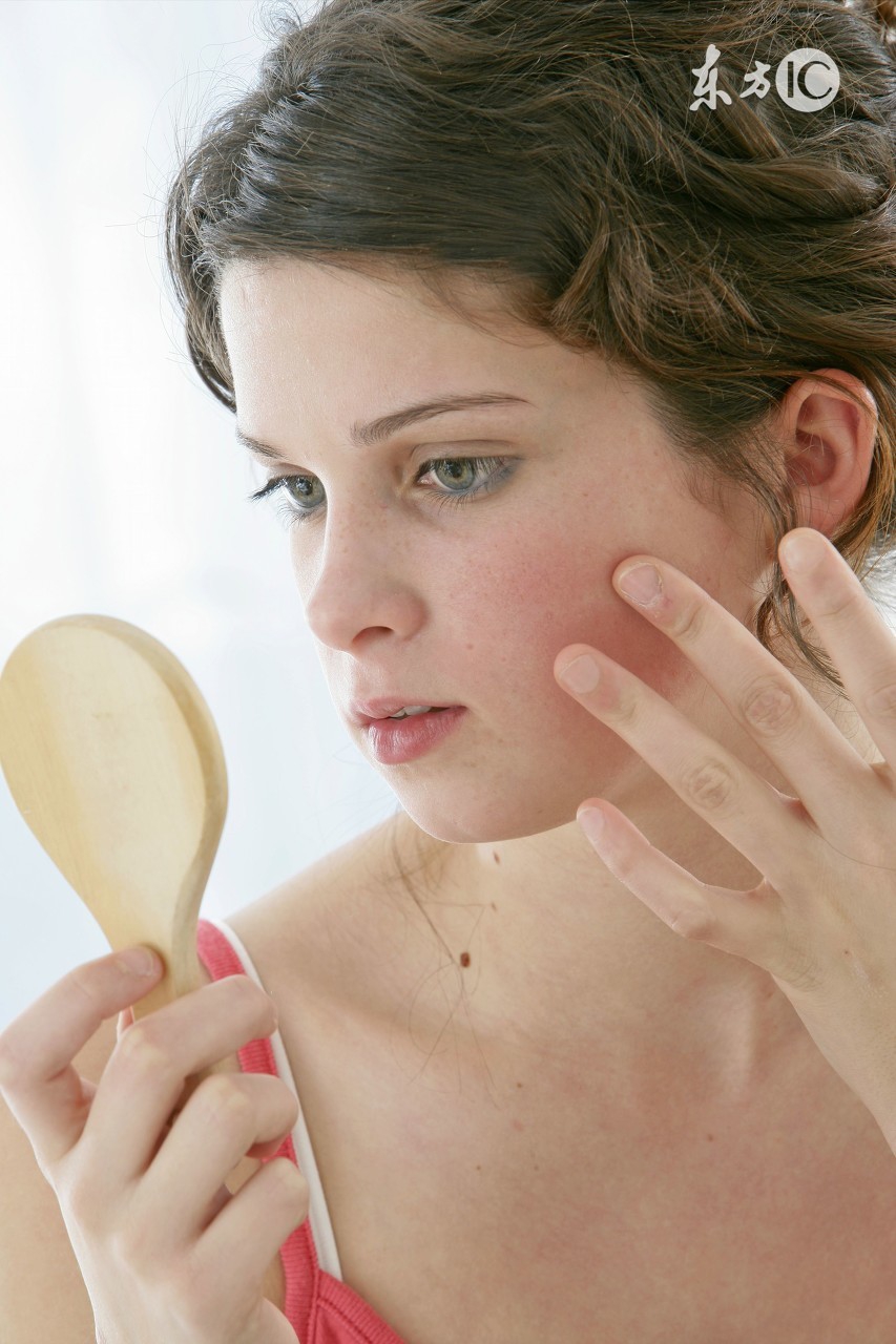 闭口粉刺最有效快速的方法,闭口粉刺最快最有效的办法