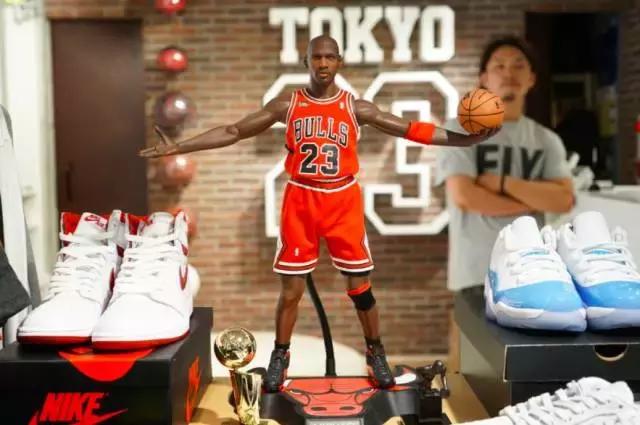 逛完这10家原宿球鞋店后，爆款冷门你想要的这里都有！