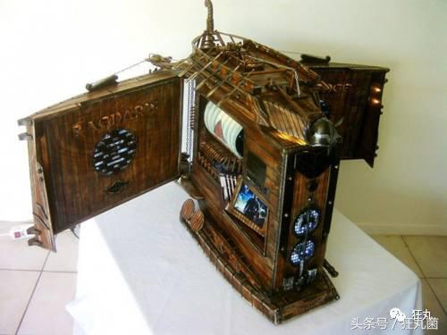 能热饭还能当马桶？别拦我，请把我埋在这样的电脑机箱里