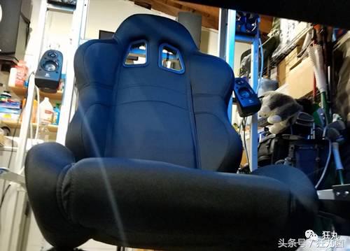 能热饭还能当马桶？别拦我，请把我埋在这样的电脑机箱里