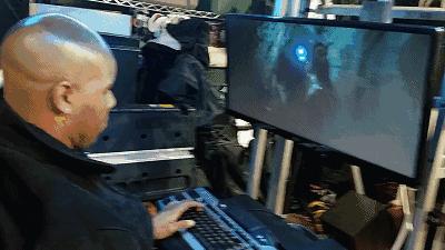 能热饭还能当马桶？别拦我，请把我埋在这样的电脑机箱里