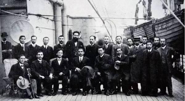 此人是日本豪杰，没有他，就没有孙中山的中国同盟会