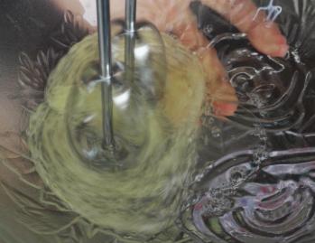 做溶豆蛋清怎么老是打发失败,云朵蛋糕蛋清打发失败的原因