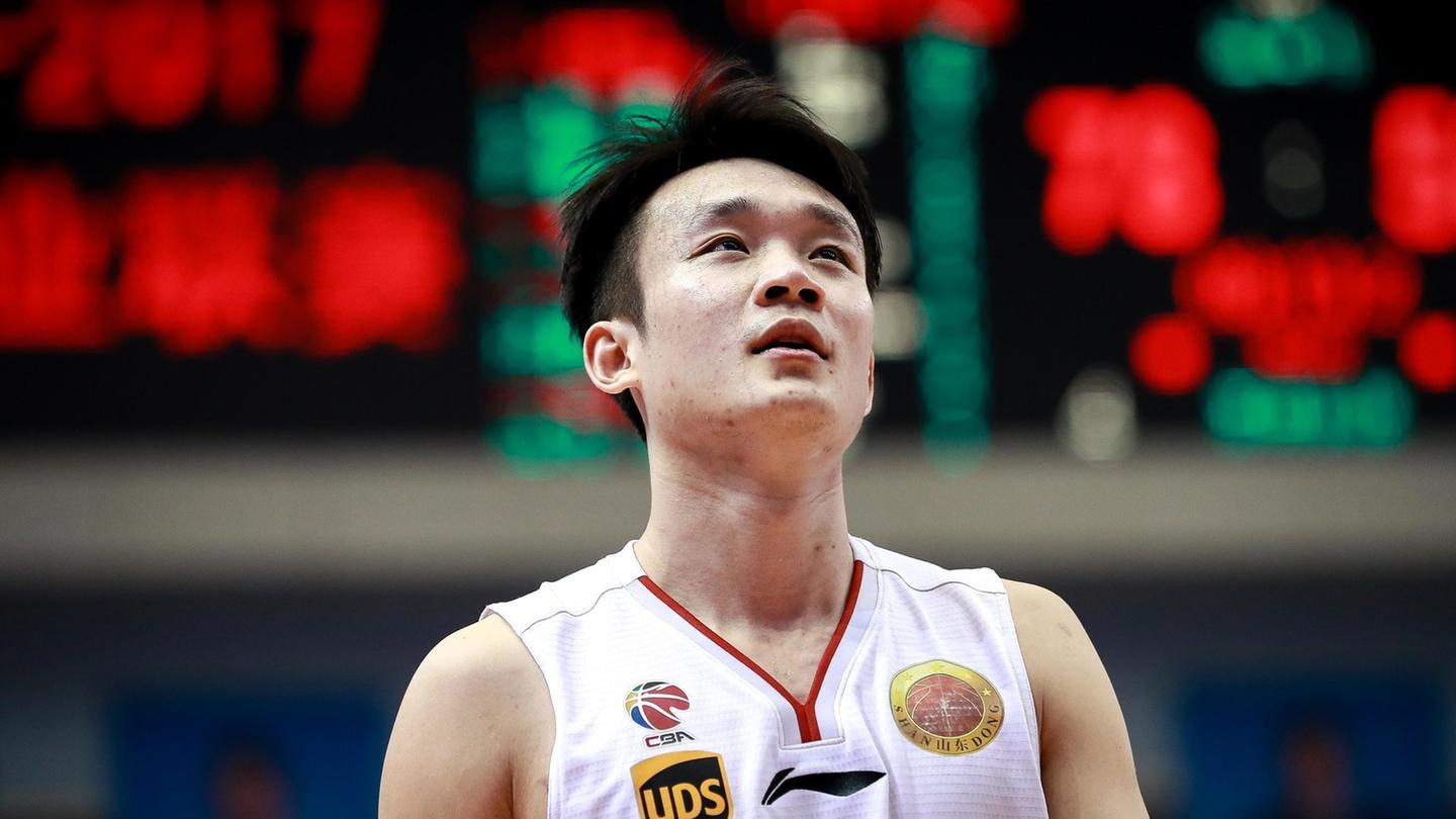 小牛队签下丁彦雨航,独行侠队拒绝布伦森合同