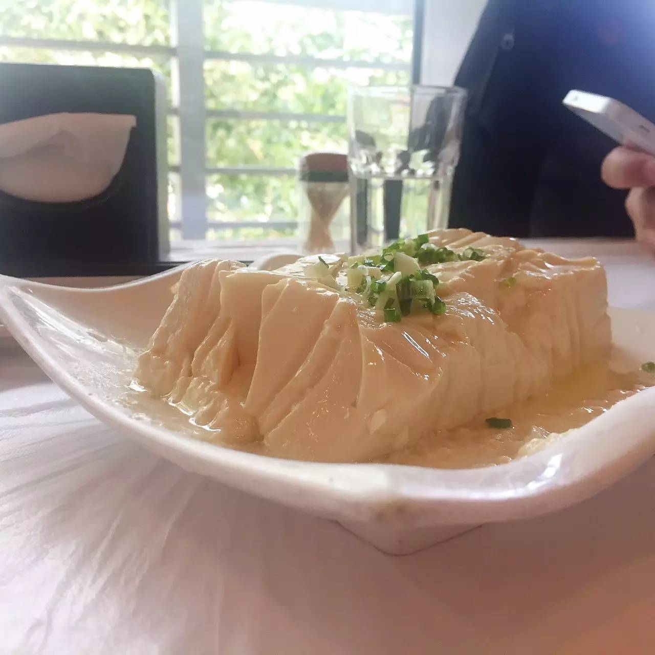 北京科技大学这个西瓜摊神了，一到夏天就成北科吃货聚集地