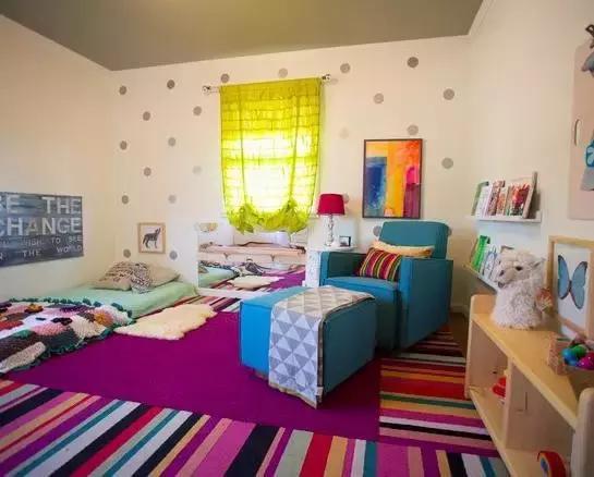 怎样科学布置儿童游戏房,黑暗小房间怎么布置成儿童玩具房