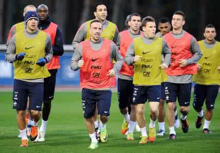 足球迷的素质怎么样,足球迷各种玩法