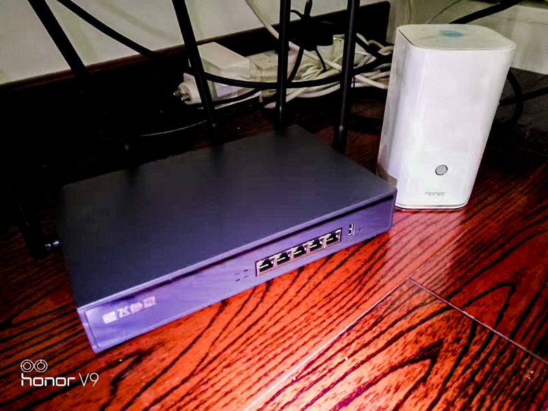 千兆飞鱼星路由器什么型号,飞鱼星百兆路由器