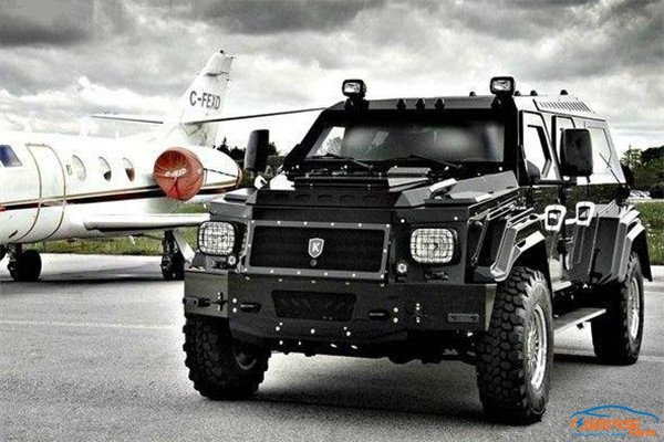 开这些车上路我谁都不怕，有本事你来撞啊！