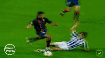 足球小罗如何利用假射来触发双触,小罗足球技巧