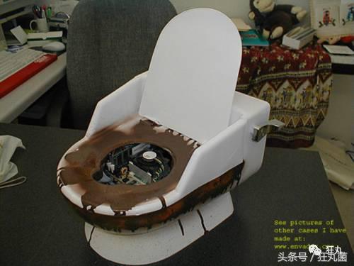 能热饭还能当马桶？别拦我，请把我埋在这样的电脑机箱里