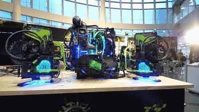 能热饭还能当马桶？别拦我，请把我埋在这样的电脑机箱里