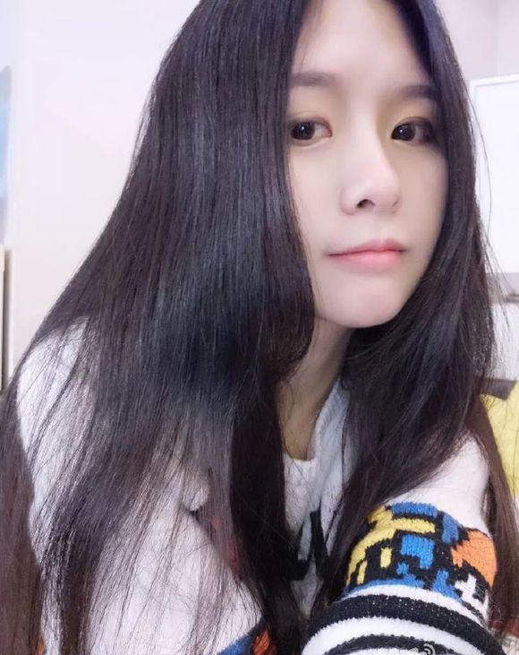 冯提莫阿冷斗鱼视频,斗鱼主播阿冷在哪几个平台