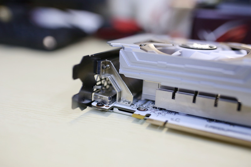 lol低端机掉帧,lol165帧掉帧