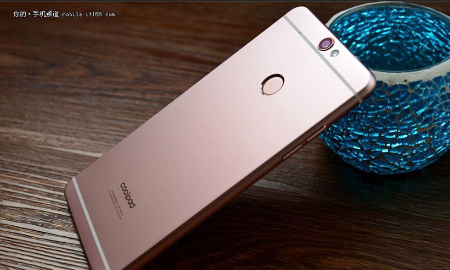 送女神苹果手机,推荐女生入手的苹果手机