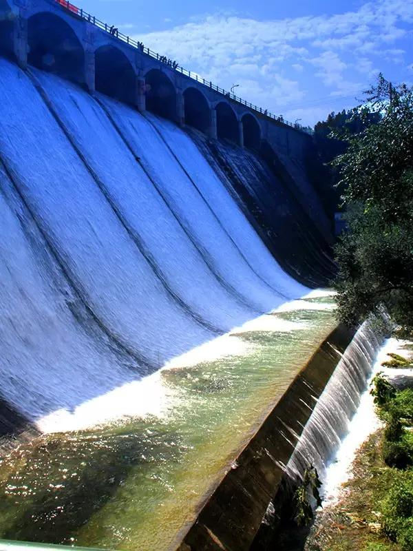 济南可以免费烧烤的景点,山东济南景点打卡地点推荐