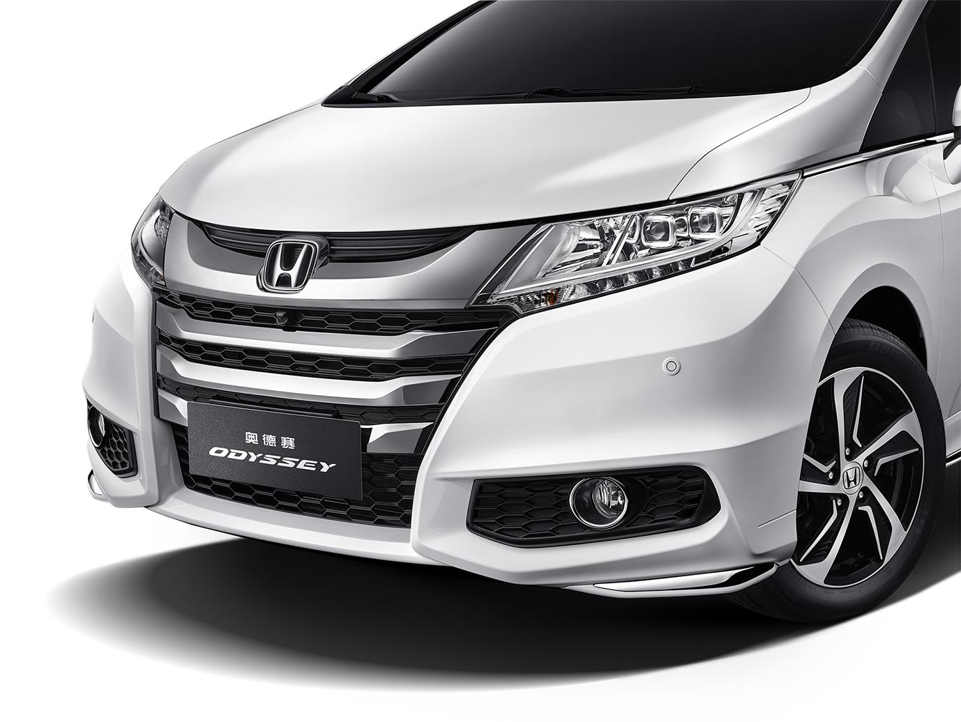 奥德赛2015款与2017款有什么区别,本田奥德赛2015款2.4自动舒适版