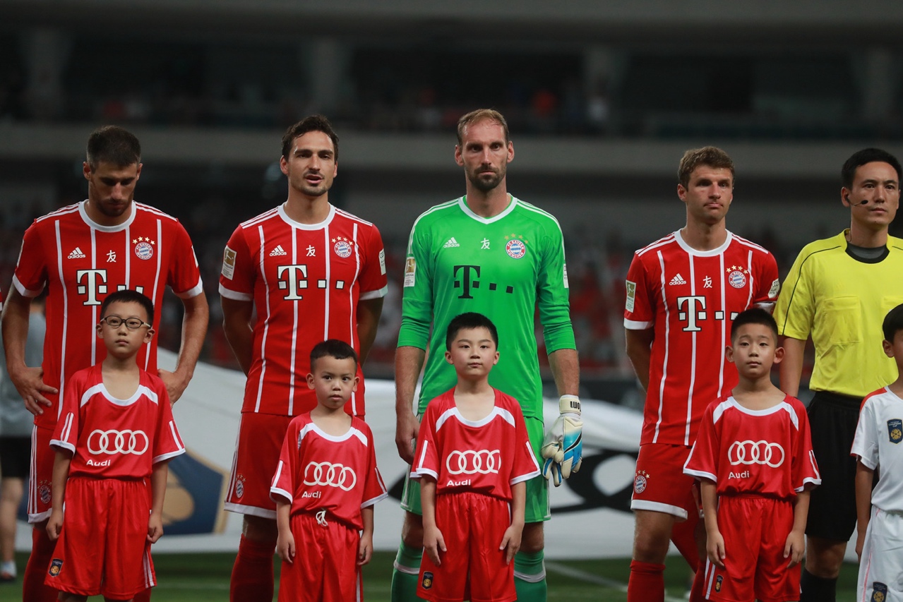 玩儿起足球营销奥迪真的有一套