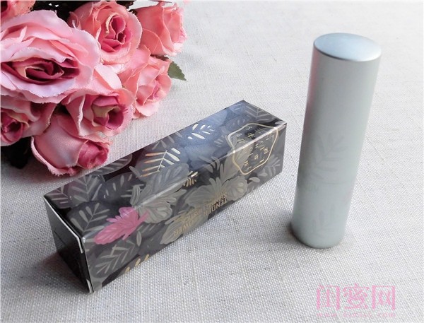 百雀羚柔润精萃啵啵润唇膏,百雀羚悦色岩彩唇膏多少钱