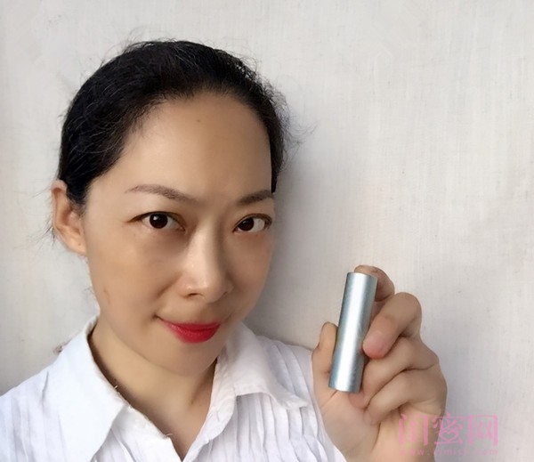 百雀羚柔润精萃啵啵润唇膏,百雀羚悦色岩彩唇膏多少钱