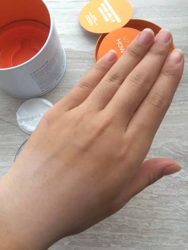 珂莱欧素颜霜和v7素颜霜,v7素颜霜和珀莱雅素颜霜哪个好用