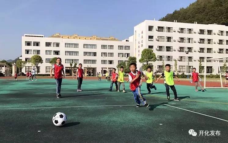目前校园足球特点学校有多少所,2019全国校园足球特点学校