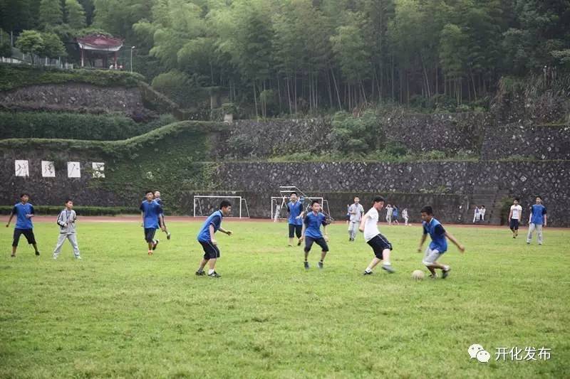 目前校园足球特点学校有多少所,2019全国校园足球特点学校