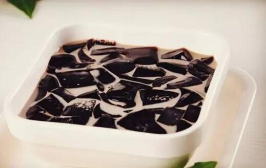 龟苓膏可以放营养快线一起吃吗,吃龟苓膏有什么忌口的吗