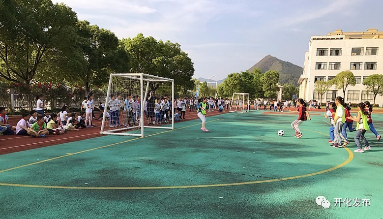 目前校园足球特点学校有多少所,2019全国校园足球特点学校