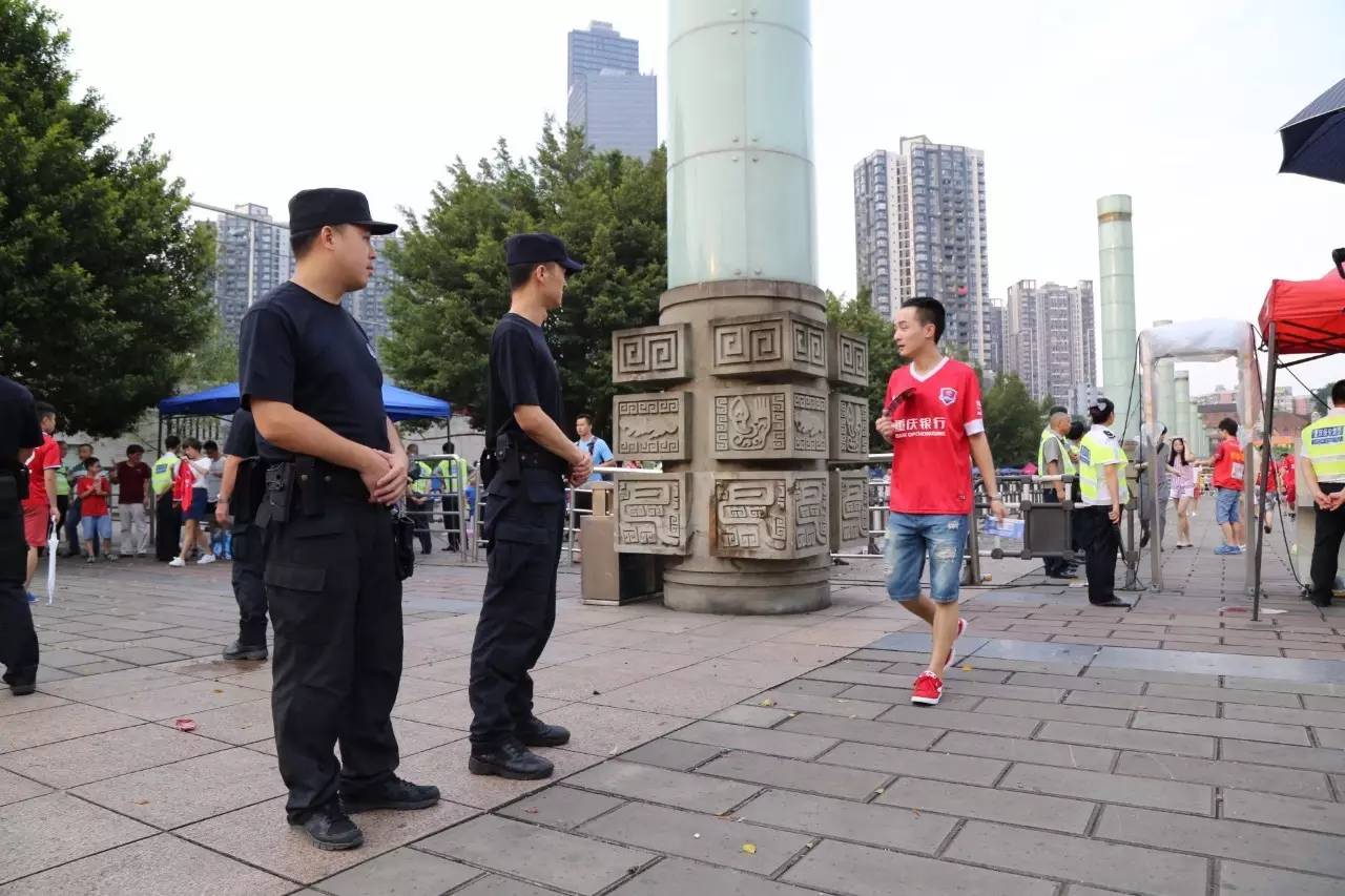 战高温民警,战高温斗酷暑保平安