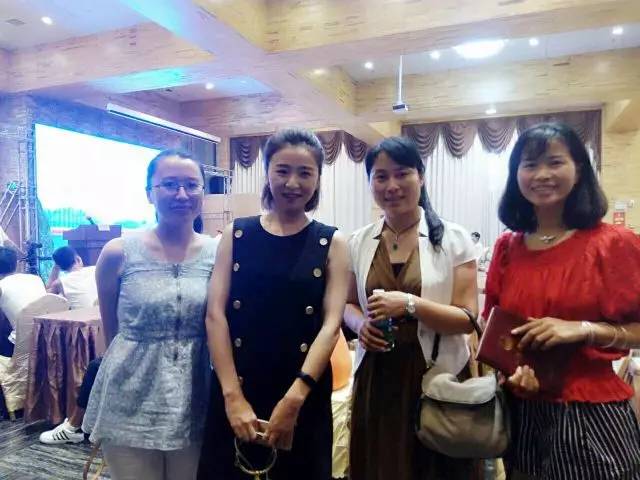 魅力中国城我们一起为凉山加油,魅力中国城城区在行动