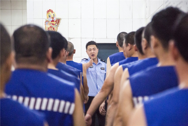 31张大图揭秘神木看守所民警的日常，不能带手机，15分钟巡视1圈