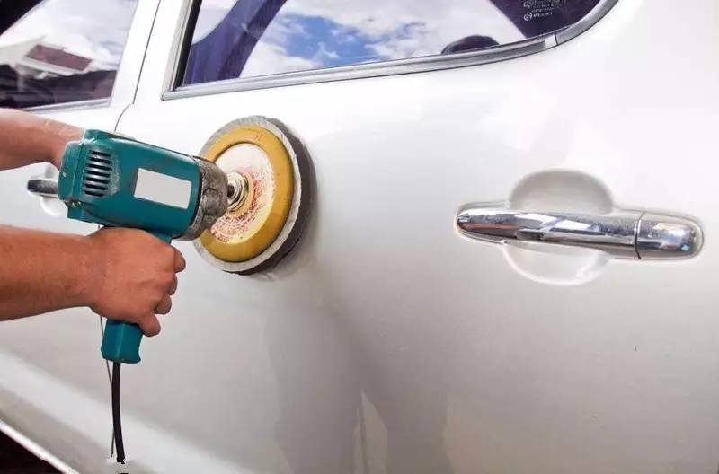 穷人打蜡富人镀膜？｜Y车评